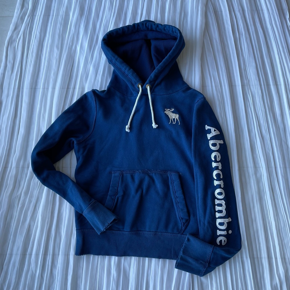 Abercrombie & Fitch Men’s M blue hoodie